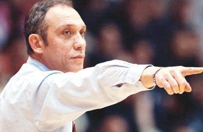 İLHAN SELÇUK