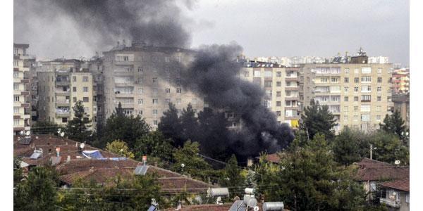 Son Dakika Haberi: Diyarbakır Valiliği: Canlı bomba yakalandı