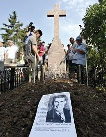Diktatör tabutundaki sır