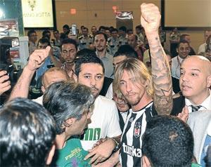 Madridista Çarşı’da