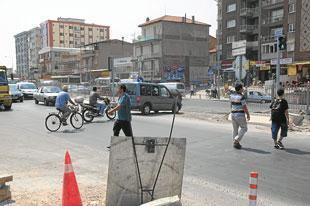 Serinkuyu Kavşağı’nda yayalar Allah’a emanet