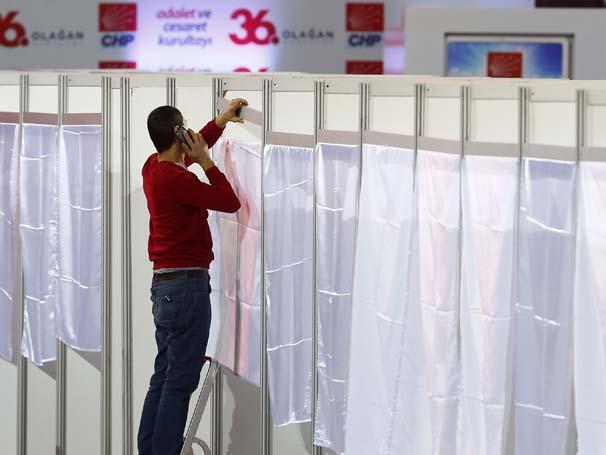 CHP kurultayında liste savaşları Oylama başladı...