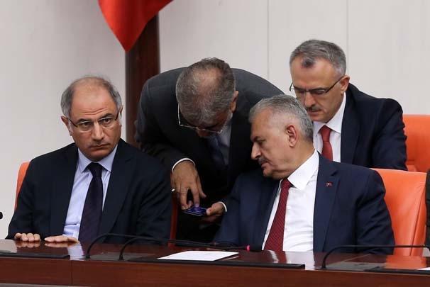 OHAL tezkeresi Mecliste kabul edildi