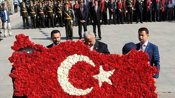 Türkiye 30 Ağustos Zafer Bayramını kutladı