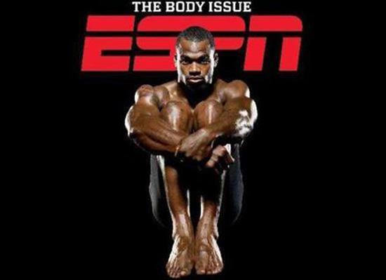 Spor için soyundu