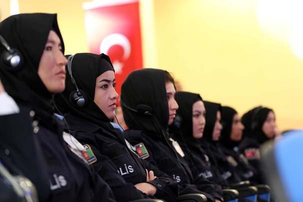 246 Afgan kadın Sivasta polis eğitimi alacak