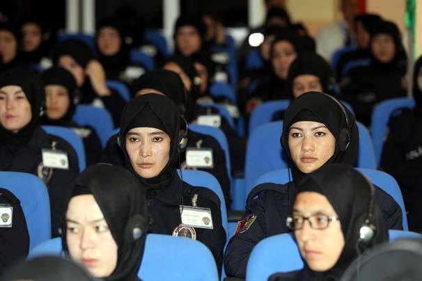 246 Afgan kadın Sivasta polis eğitimi alacak