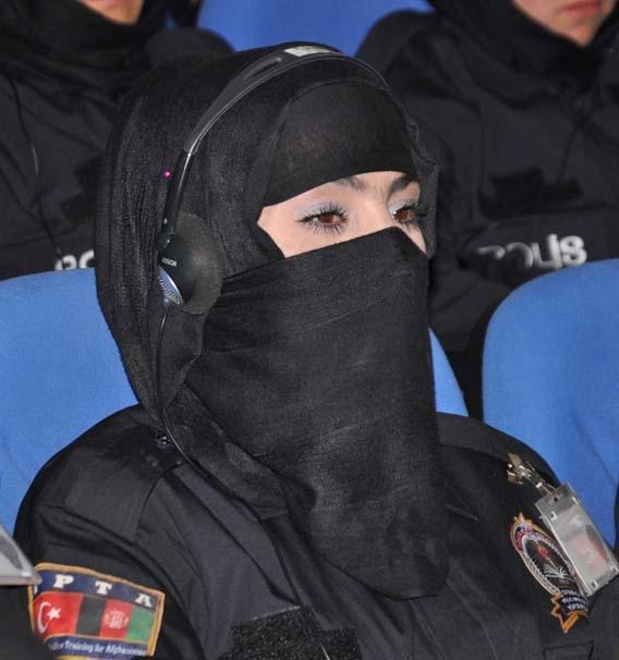 246 Afgan kadın Sivasta polis eğitimi alacak