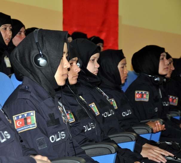 246 Afgan kadın Sivasta polis eğitimi alacak