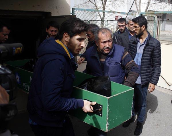 Ormanlık alanda çıplak gömülmüş Yakınları sinir krizi geçirdi