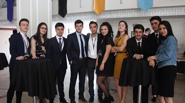 Lise öğrencileri Türkiyede bir ilki gerçekleştirdi