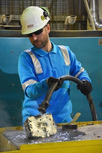 Mastra Altın Madeninde yeniden altın dökümü