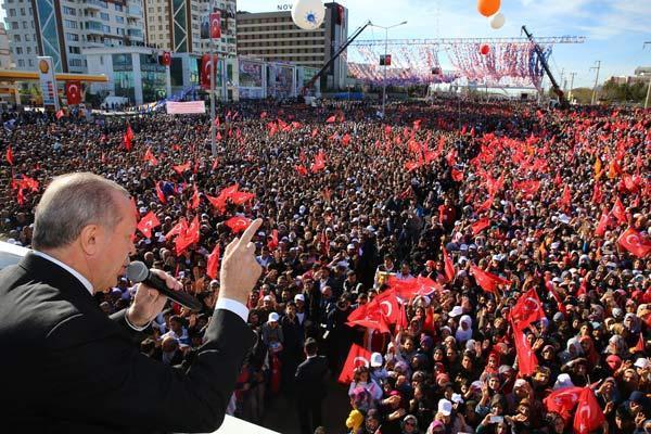 Erdoğan, Diyarbakırda müjdeyi verdi: Sona geldik