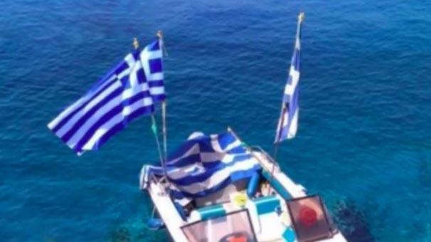 Son dakika: Ege Denizinde bayrak krizi Gereği yapıldı...