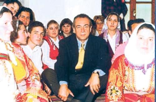 Alevi kardeşlerimize özen