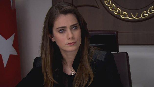 Kurtlar Vadisi Pusuda yürek burkan sahne - İzle