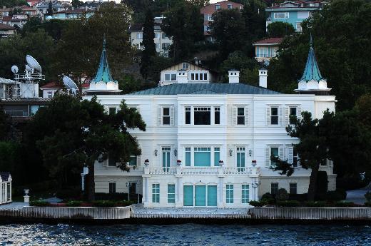 MABEYİNCİ FAİK BEY YALISI