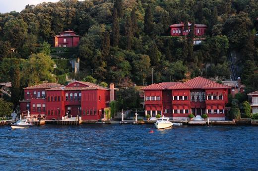 KONT OSTROROG YALISI