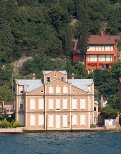 RECAİZADE EKREMBEY YALISI