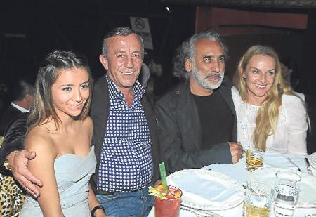 Çift cinsiyetli “RADİKAL”