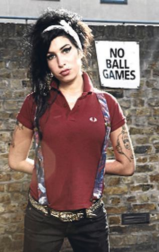 Amy Winehouse bir markaya yüz olmuş