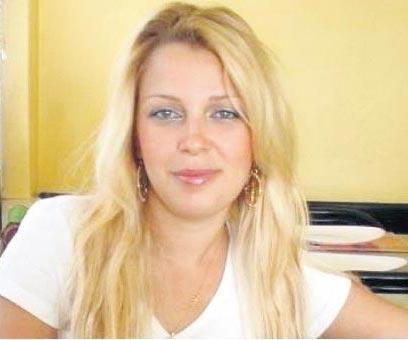 Genç hostes yaşam mücadelesi veriyor