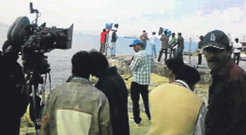‘BOLLYWOOD’ AŞISI TUTTU