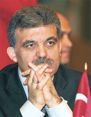 Vücut diliyle çok şey anlatıyoruz