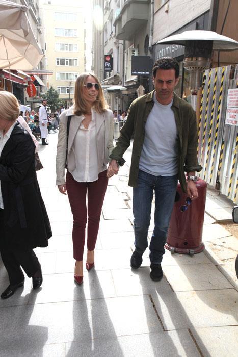 Modacı Özgür Masur’un 15 Mart’ta İstanbul Fashion Week’te düzenlediği defilede tanışıp aşk yaşamaya başlayan Bade İşçil’le Malkoç Sualp evleniyor.MİLLİYET MAGAZİN SERVİSİ -  SERKAN ÖZTÜRK