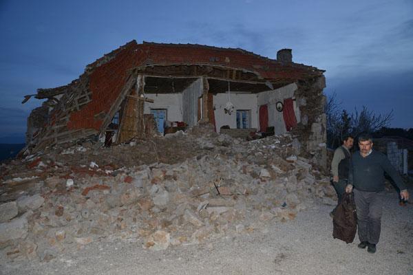 Son Dakika: Çanakkalede bir deprem daha