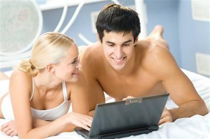 Retro porno filmi Korayotgan Tom Alura Jensonning ikki marta kirishi