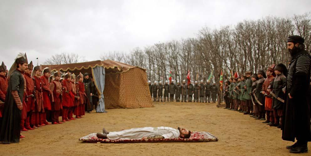 Шехзаде мустафа похоронен. Бурса усыпальница шехзаде мустафы. Маниса дворец шехзаде. Гробница мустафы сына сулеймана. Мавзолей мустафы сына сулеймана в бурсе.