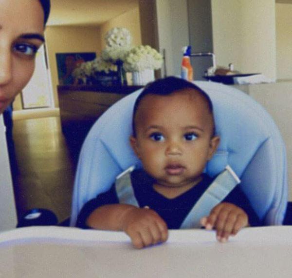 Kim Kardashianın oğlu Saint Weste beğeni yağmuru