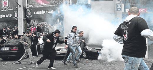Dolmabahçe Komplosu..