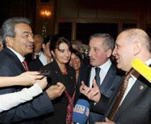 Kamer Genç yaptı yapacağını