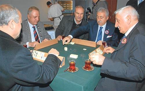 SİGARA GİTTİ mahalle kahvesi geldi