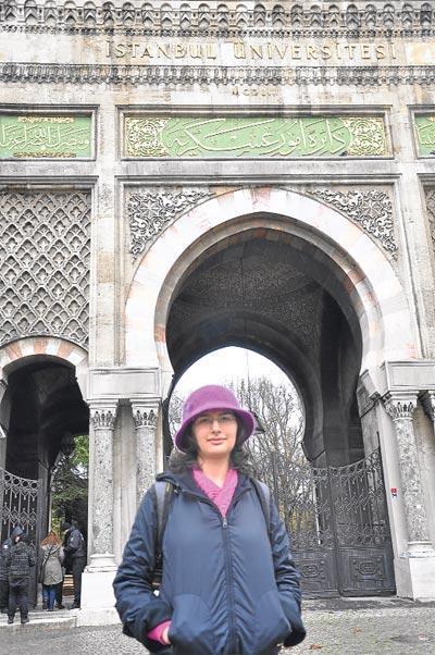 Dert çok, konuşan az