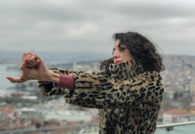 Türk Sineması oyuncularının iPhone ile çekilen portreleri Galeri Işık Teşvikiye’de sergileniyor