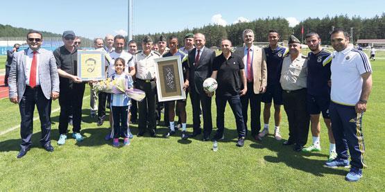 Oyuncularla ilk toplantı