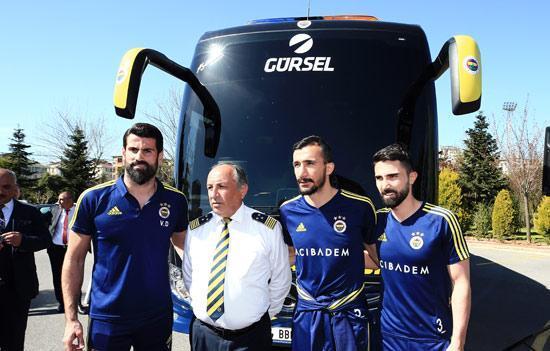 Fenerbahçeye yeni otobüs