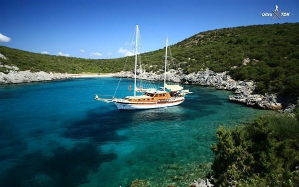 6. Ceneviz ve Sazak Koyu – Antalya 6. Ceneviz ve Sazak Koyu – Antalya