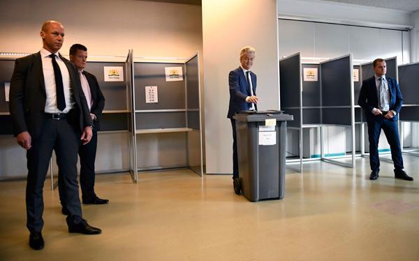 Son dakika... Hollandada seçimin galibi Rutte