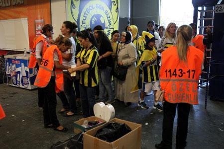KADIKÖY’DE KADIN DEVRİMİ