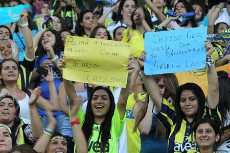 KADIKÖY’DE KADIN DEVRİMİ