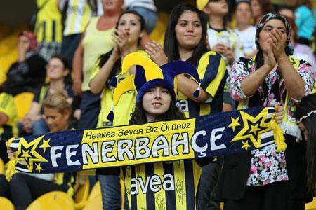 KADIKÖY’DE KADIN DEVRİMİ