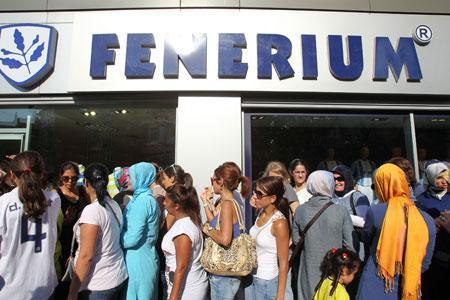KADIKÖY’DE KADIN DEVRİMİ
