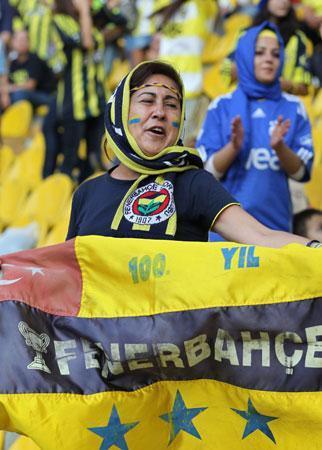 KADIKÖY’DE KADIN DEVRİMİ