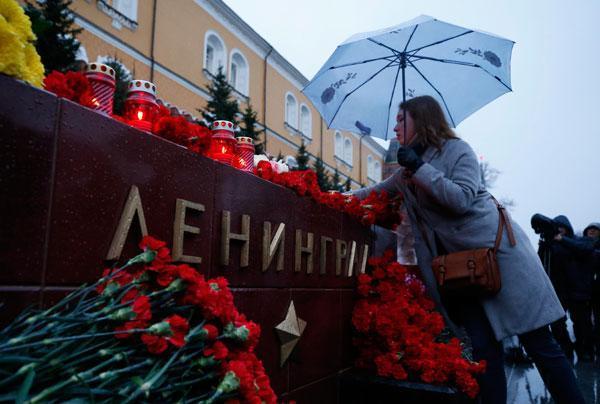 Son dakika: St. Petersburgda saldırganın ceset parçaları bulundu Kurbanların hikayeleri...