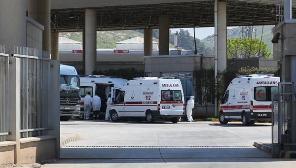 Son dakika: İdlibte kimyasal bomba kullandılar 100den fazla can kaybı...