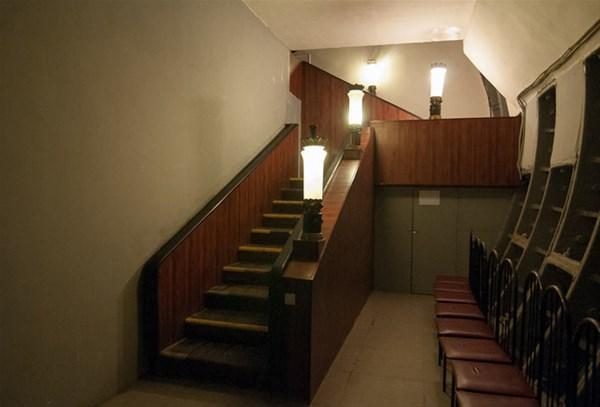 Sıradan bir bina gibi duruyor ama...